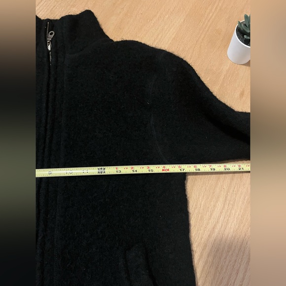 Vintage Patagonia Wool Zip Up Black Sweater / Jacket - Picture 7 of 11